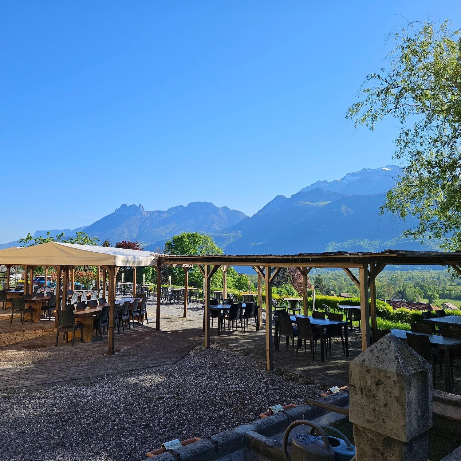 Auberge De Pontgibaud Lathuile 외부 사진