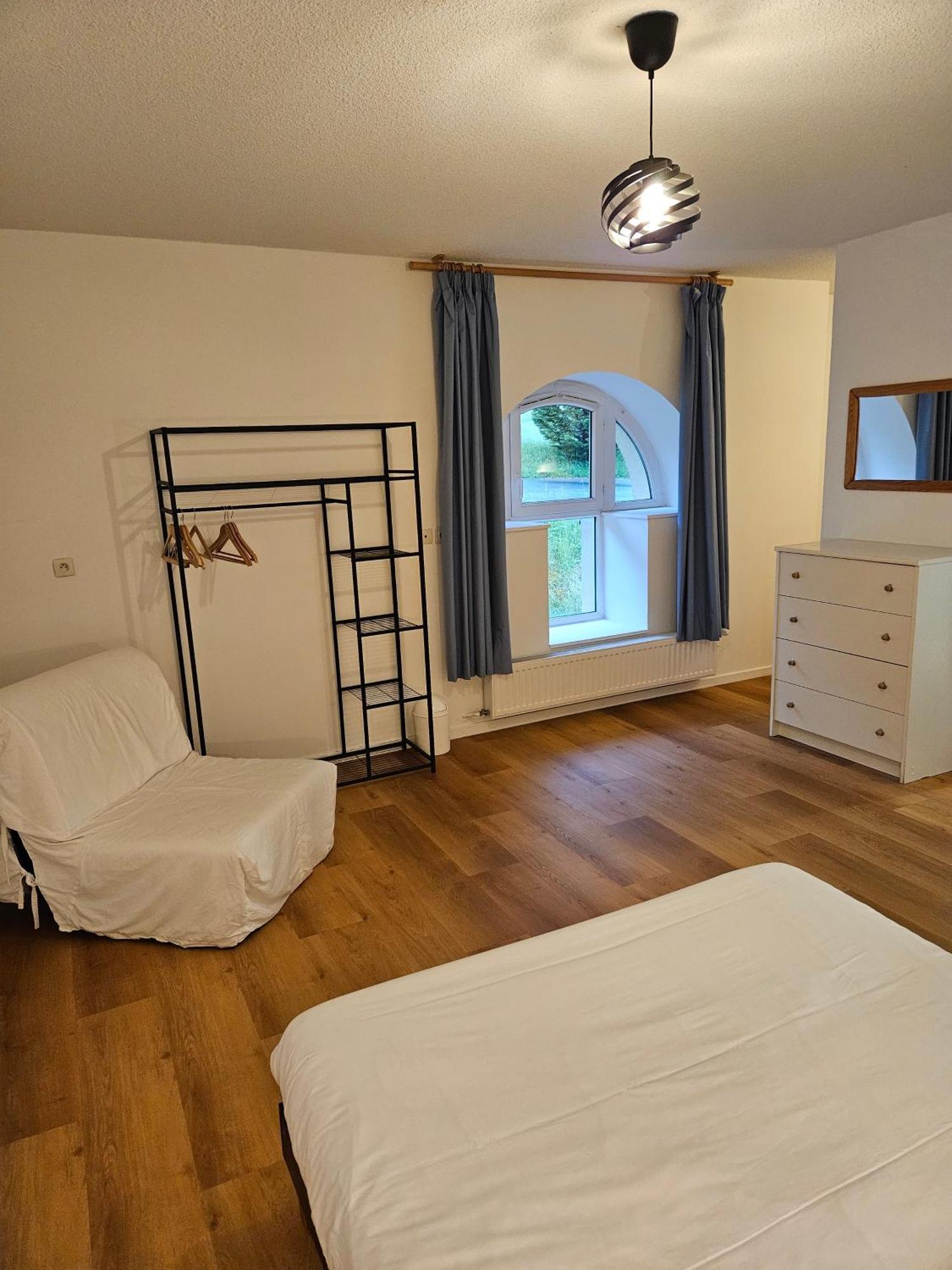 Auberge De Pontgibaud Lathuile 외부 사진