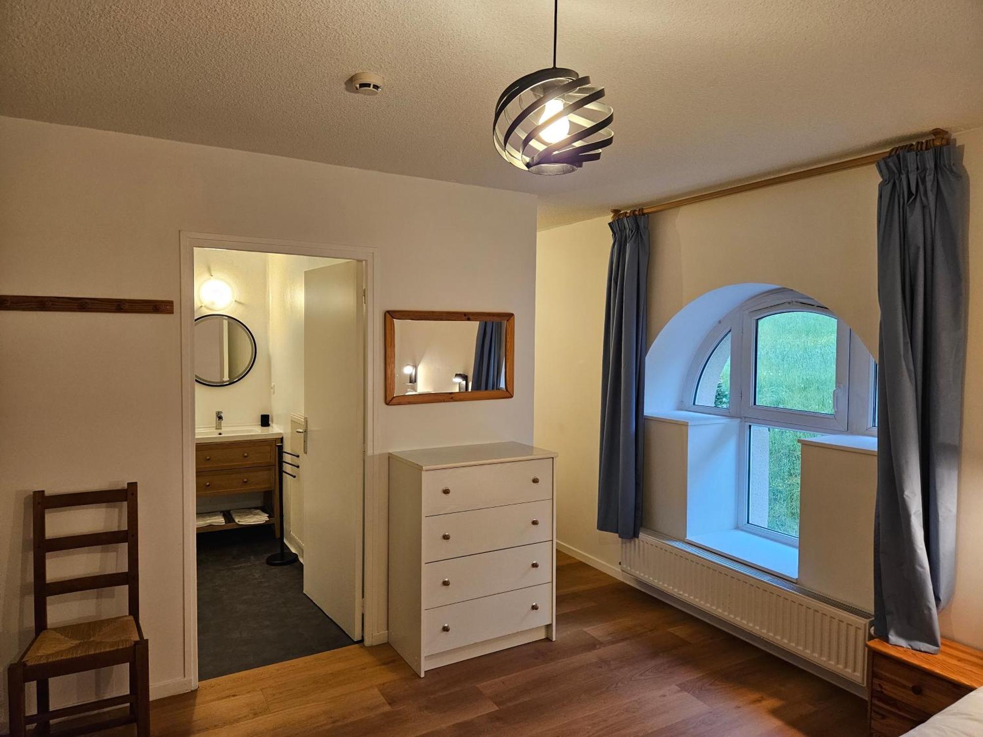 Auberge De Pontgibaud Lathuile 외부 사진